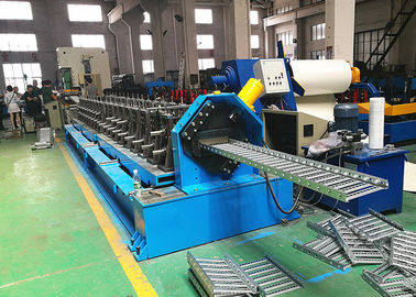 China Het auto Regelbare Broodje die van het Kabeldienblad Machine voor 100 - 300mm Breedteprofielen vormen leverancier